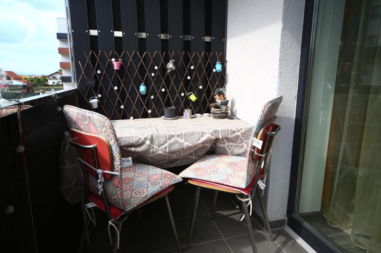 B&M Apartment Brașov Exterior foto
